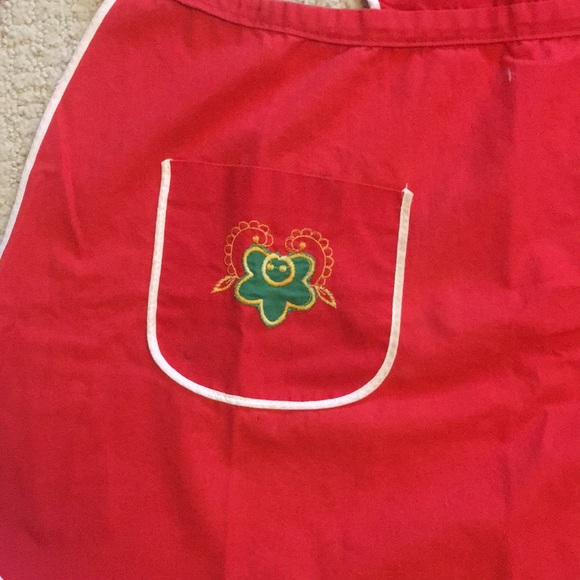Vintage Red Floral Apron - Unique, One-of-a-Kind. - Picture 2 of 6